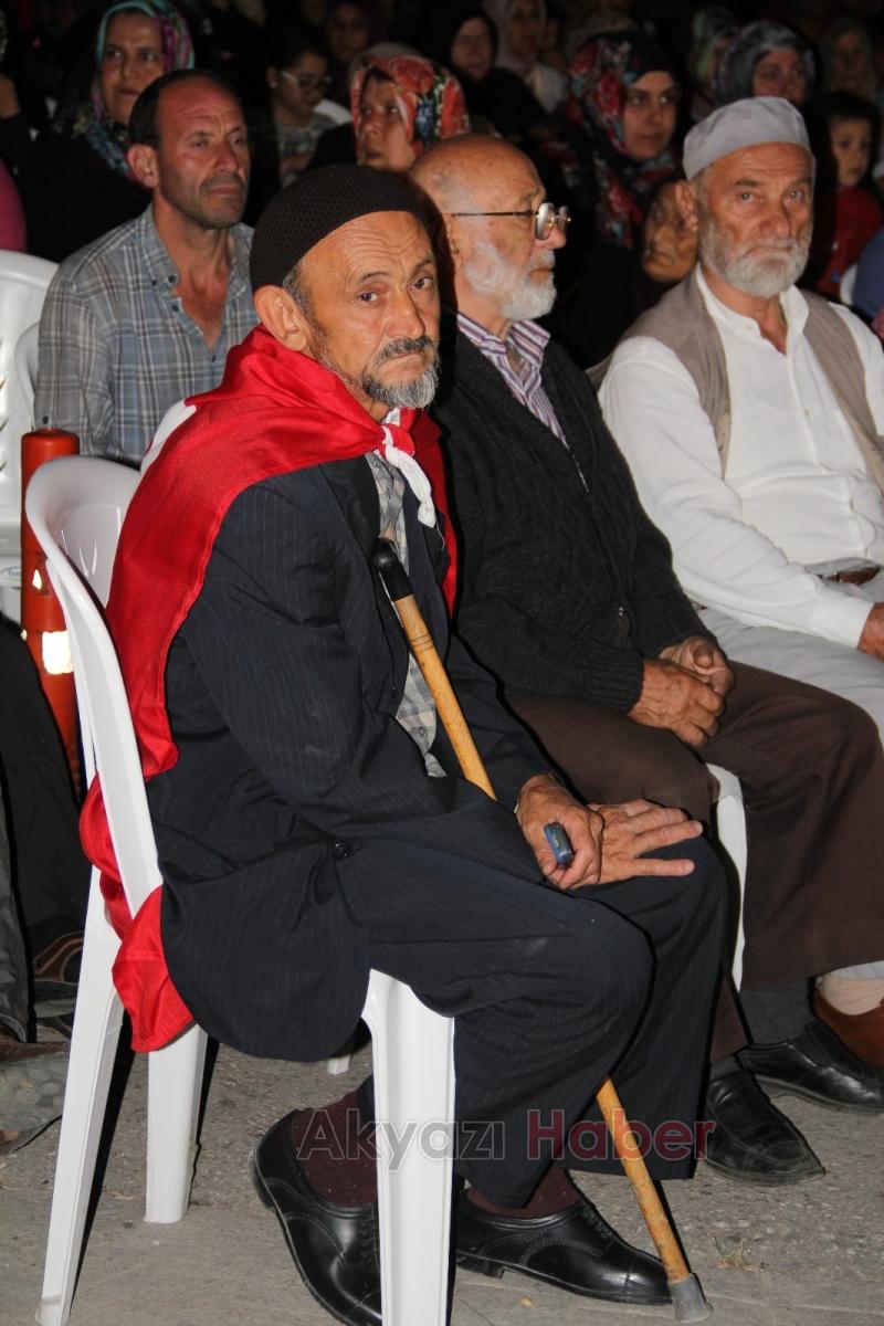 Akyazı 7. Gecede Nöbete Devam Ediyor