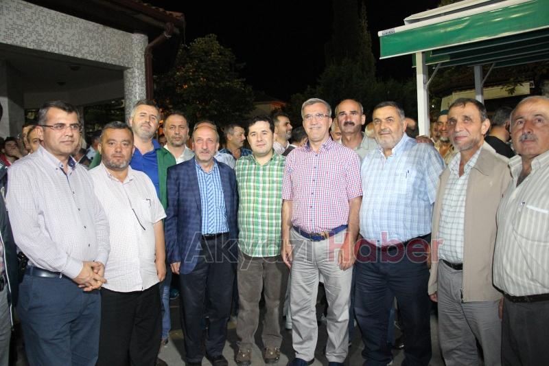 Akyazı 7. Gecede Nöbete Devam Ediyor