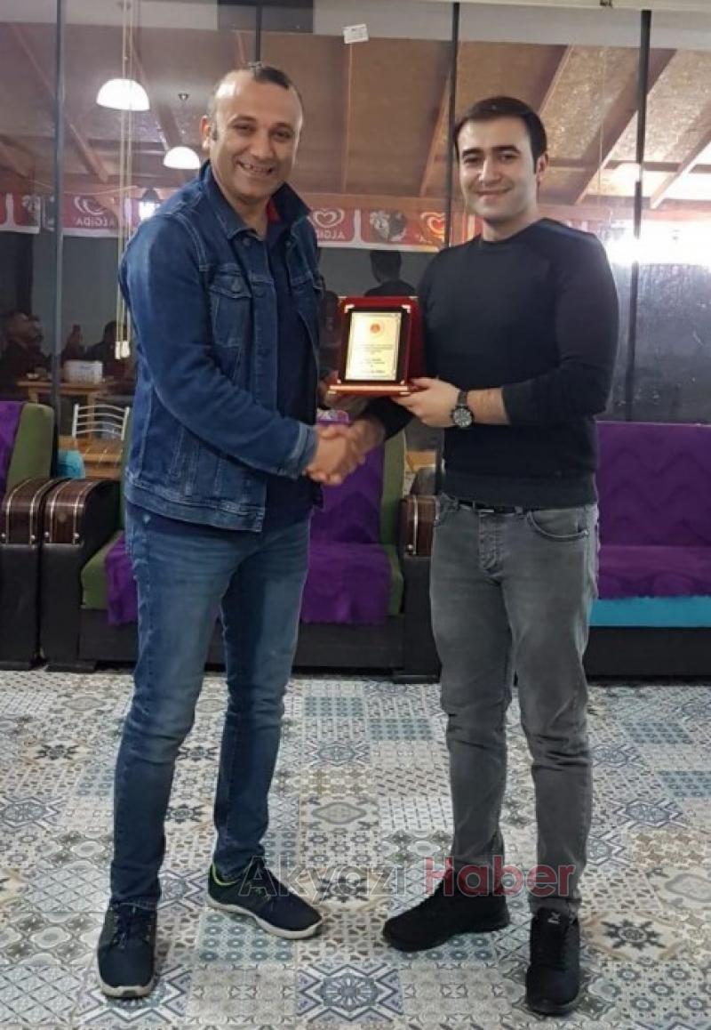 Akyazı Adliyesinde düzenlenen masa tenisi turnuvası sona erdi