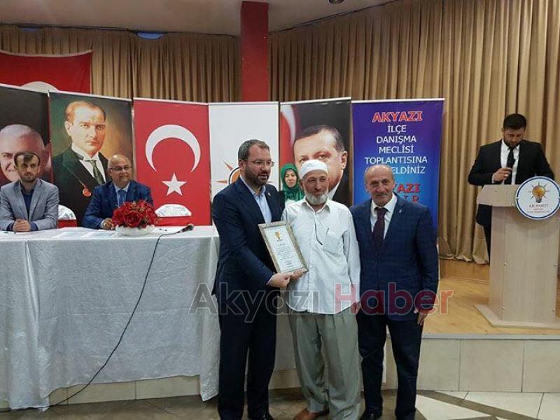 Akyazı Ak Parti İlçe Divan Toplantısı Gerçekleştirildi