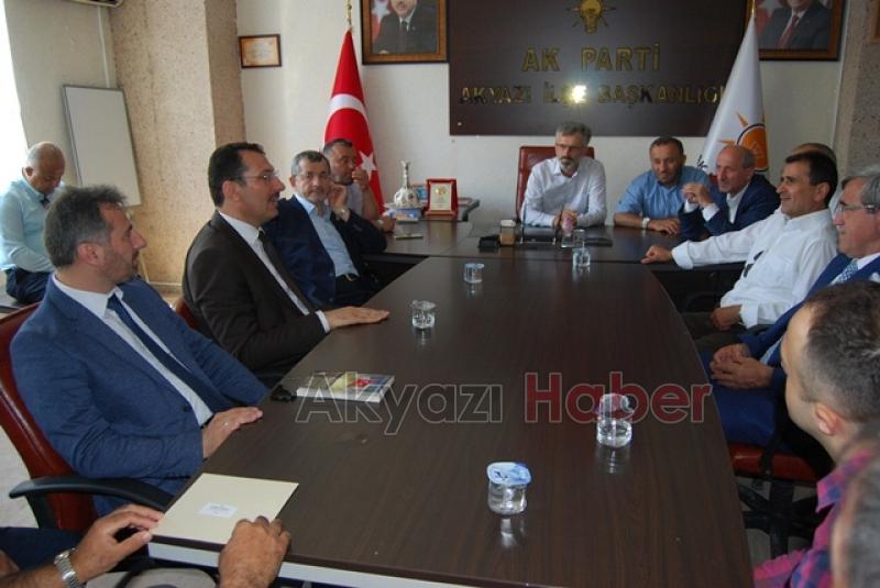 Akyazı Ak Parti Teşkilatında Bayramlaşma
