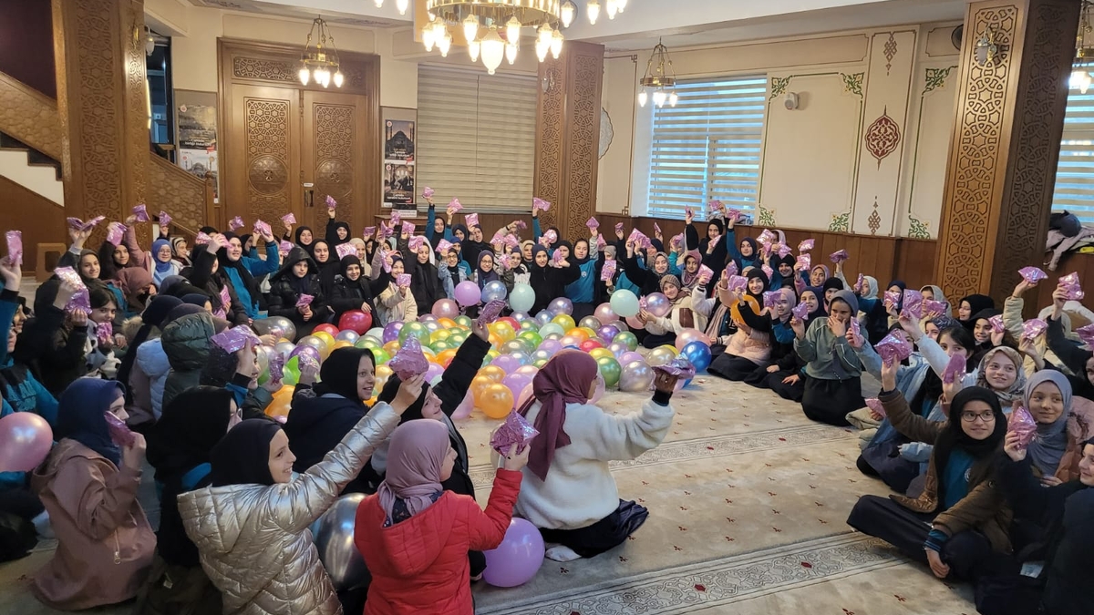 Akyazı Akşemsettin Camii’nde Örnek Etkinlik: Öğrenciler Hem Öğrendi Hem Yaşadı