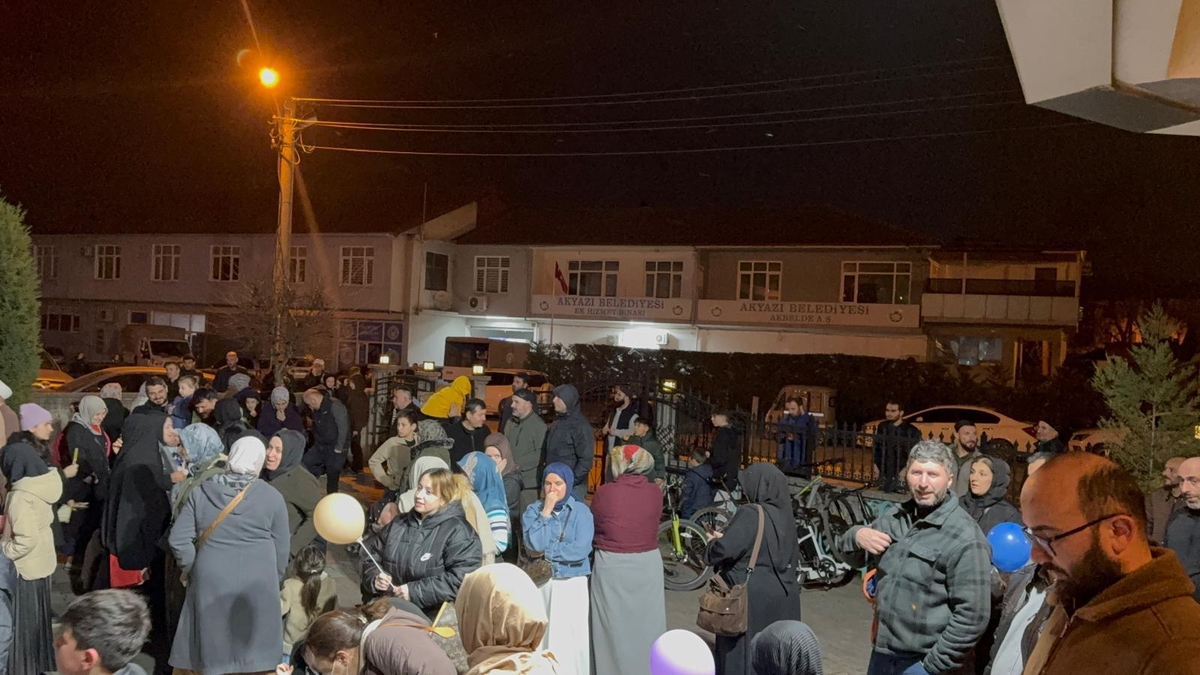 Akyazı Akşemsettin Camii’nde Ramazan Şenliği