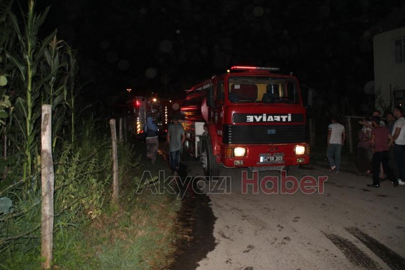 Akyazı Altındere Mahallesinde Yangın