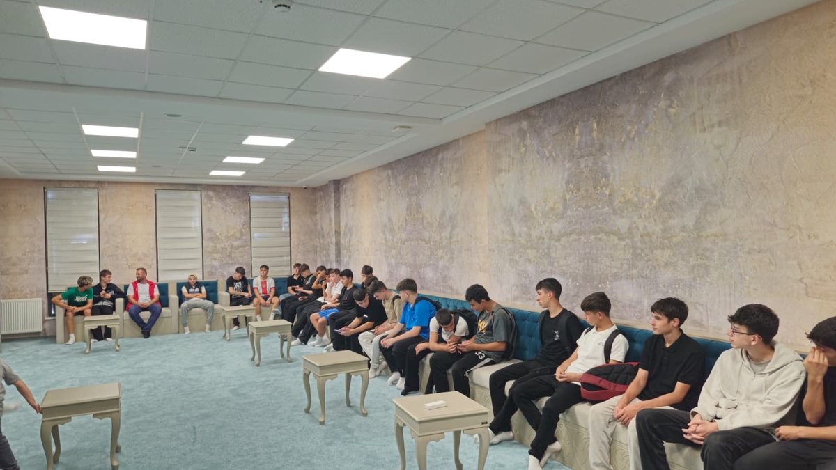 Akyazı Anadolu İmam Hatip Lisesi öğrenci sayısını dörde katladı