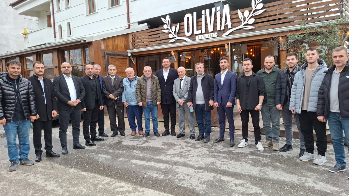 Akyazı Anahtar Parti’den Çalışan Gazeteciler Günü kutlaması