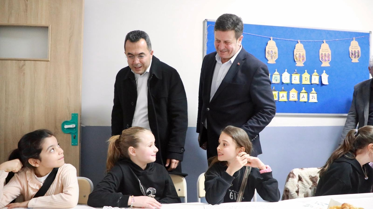 Akyazı Atatürk İlkokulu'nda İlk Orucum, İlk İftarım programı