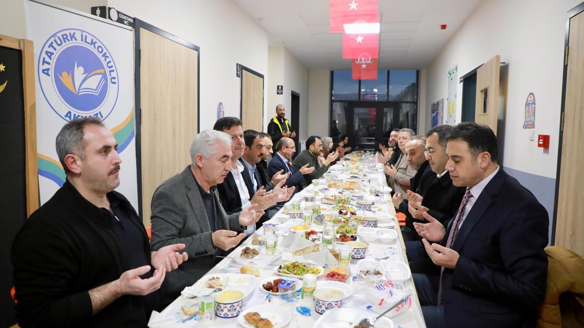 Akyazı Atatürk İlkokulu'nda İlk Orucum, İlk İftarım programı