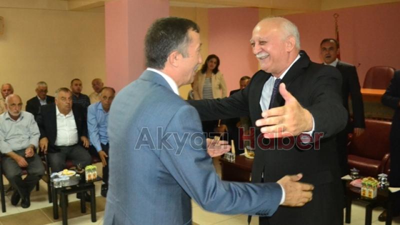 AKYAZI ATSO VE AZO’NUN DÜZENLEDİĞİ BAYRAM KUTLAMASINA BÜYÜK İLGİ