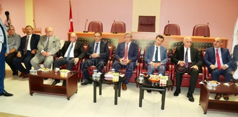 AKYAZI ATSO VE AZO’NUN DÜZENLEDİĞİ BAYRAM KUTLAMASINA BÜYÜK İLGİ