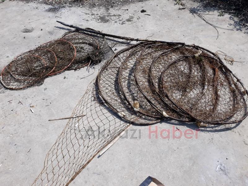 Akyazı Avcılar ve Balıkçılar Grubundan Gölde Temizlik