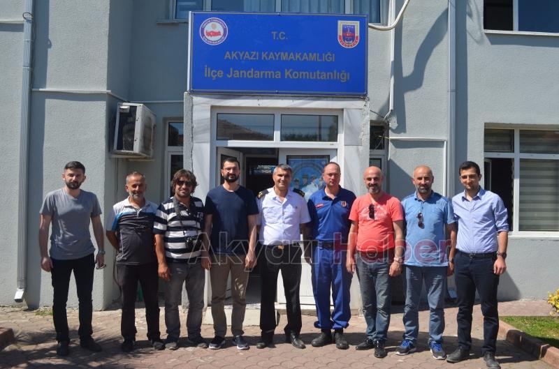 AKYAZI BASININDAN YENİ ATANAN TAŞDEMİR'E HAYIRLI OLSUN ZİYARETİ