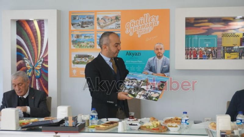 Akyazı Belediye Başkan Aday Adayı Selçuk Yaşar Projelerini anlattı