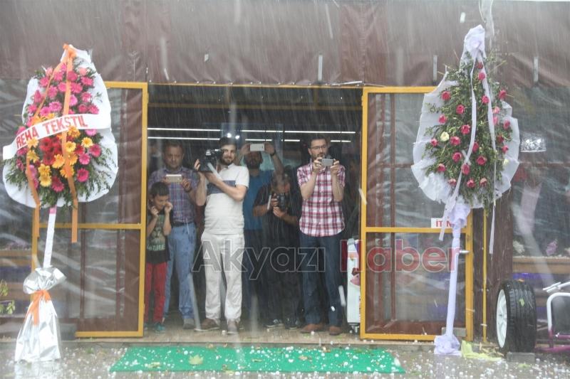 AKYAZI BELEDİYESİ 112 PARK YAPILAN TÖRENLE AÇILDI