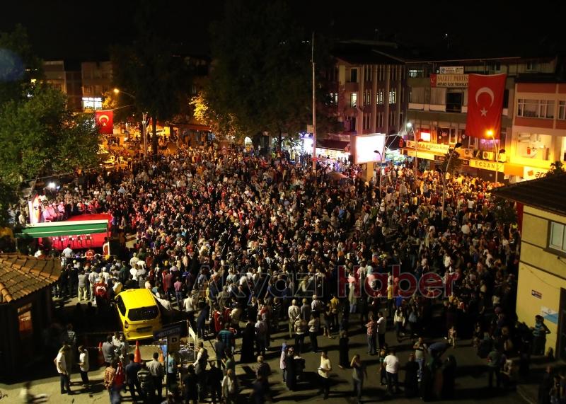 AKYAZI BELEDİYESİ 15 TEMMUZ DESTANINI ANMA ETKİNLİKLERİ BU GECE BAŞLIYOR