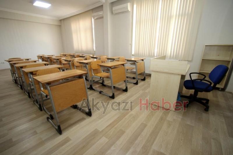 Akyazı Belediyesi Bilgi Kültür Evi'nin Yeni Yüzüyle Şimdi Hizmetinizde