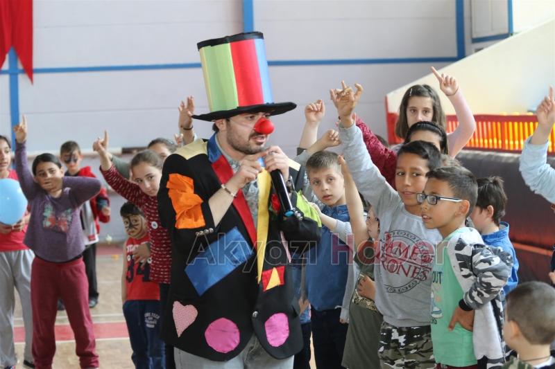 AKYAZI BELEDİYESİ ÇOCUK KULÜBÜNDEN ÇOK ÖZEL ETKİNLİK