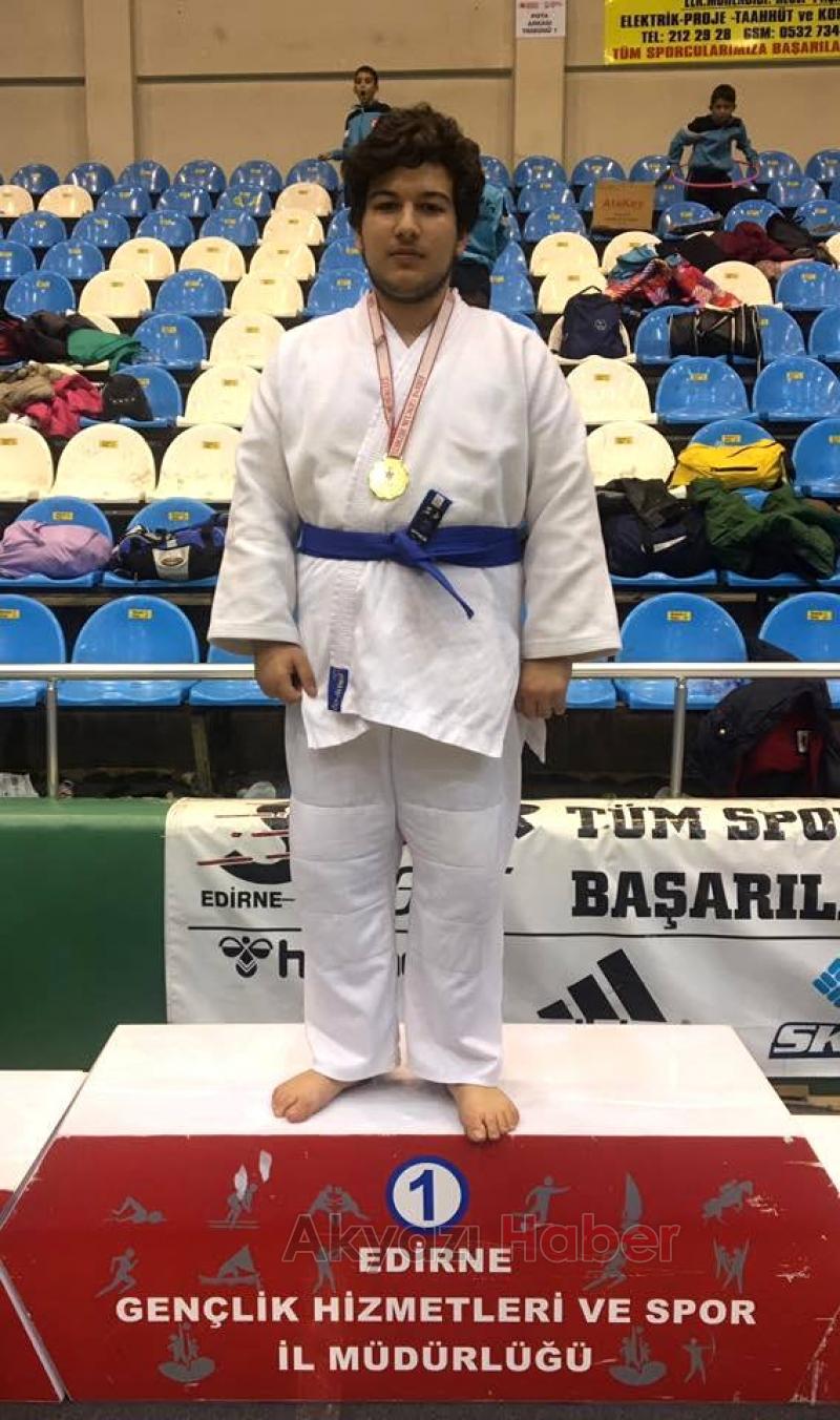 AKYAZI BELEDİYESİ JUDO SPOR KULÜBÜNDEN BAŞARI