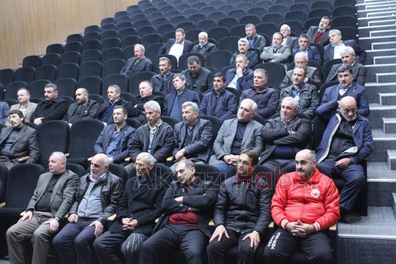 Akyazı Belediyesi Muhtarlarla İstişare Toplantısında Buluştu