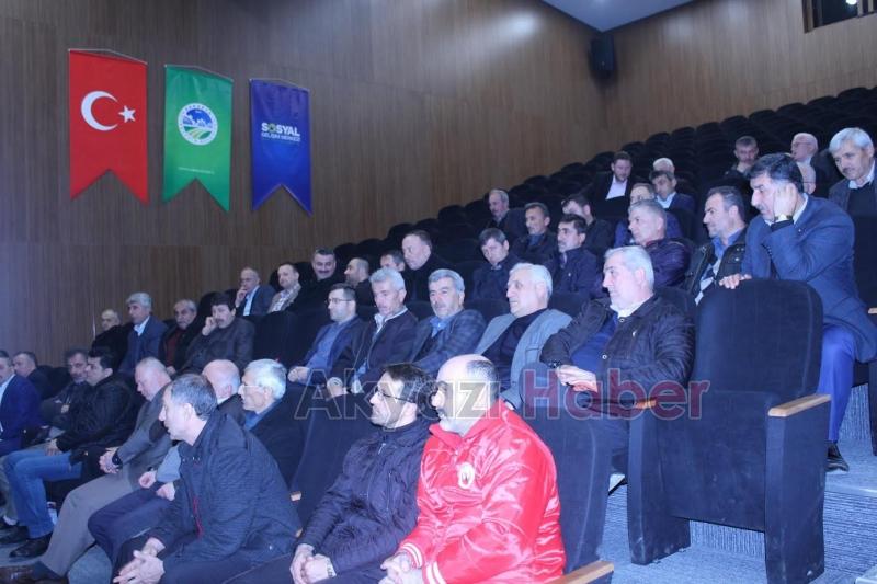 Akyazı Belediyesi Muhtarlarla İstişare Toplantısında Buluştu