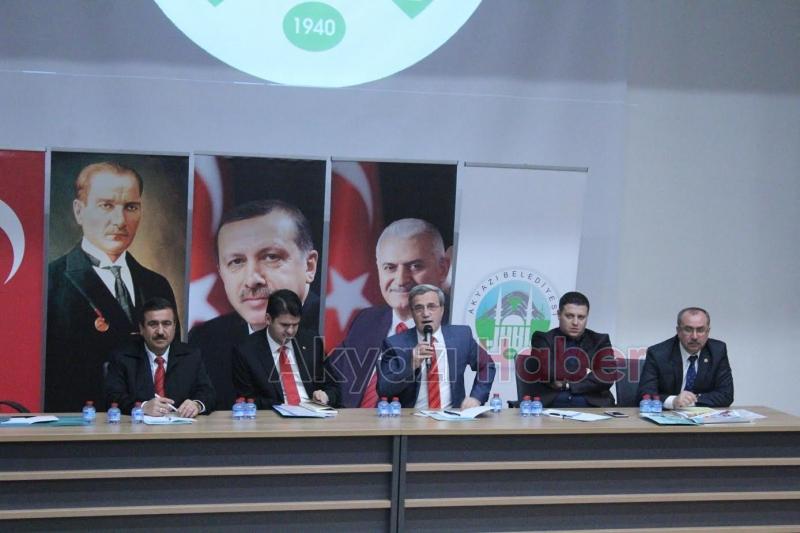 Akyazı Belediyesi Muhtarlarla İstişare Toplantısında Buluştu