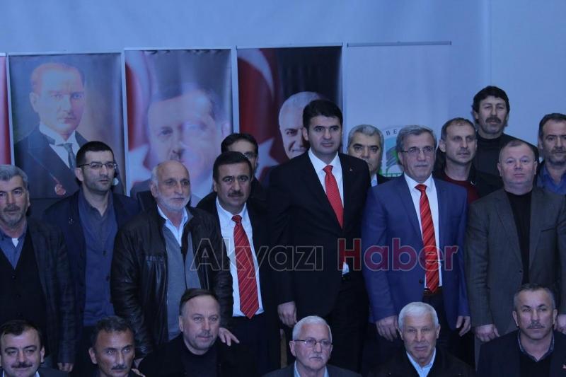 Akyazı Belediyesi Muhtarlarla İstişare Toplantısında Buluştu