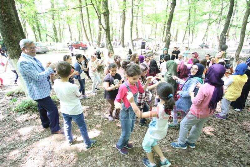 AKYAZI BELEDİYESİ ORYANTİRİNG ŞENLİĞİ ORMANPARK’TA YAPILDI