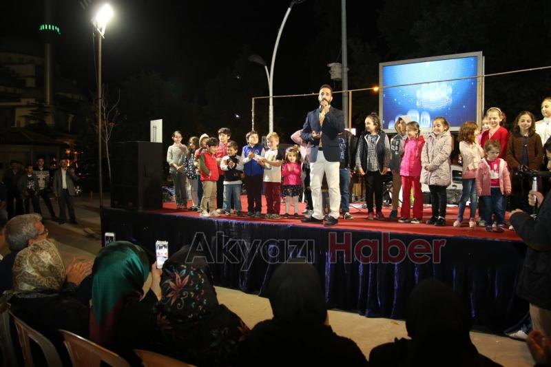 AKYAZI BELEDİYESİ RAMAZAN ETKİNLİKLERİ PROGRAMINDA MURAT ANLAR’DAN İLAHİ KONSERİ
