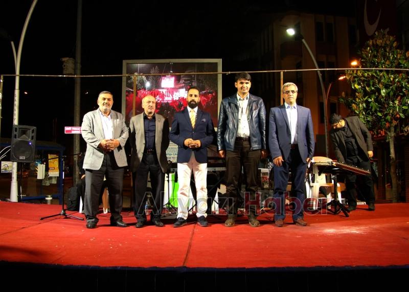 AKYAZI BELEDİYESİ RAMAZAN ETKİNLİKLERİ PROGRAMINDA MURAT ANLAR’DAN İLAHİ KONSERİ