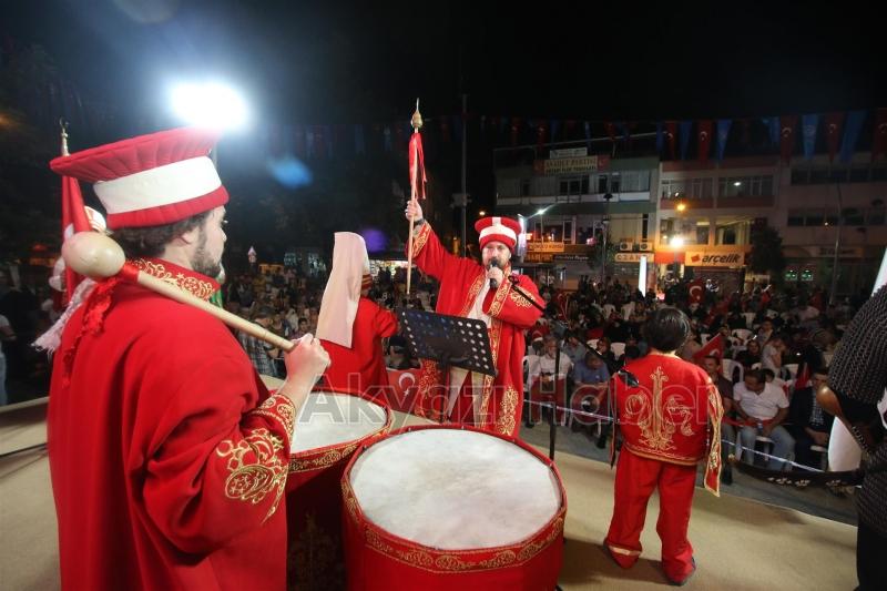 AKYAZI BELEDİYESİ RAMAZAN ETKİNLİKLERİNE YOĞUN İLGİ