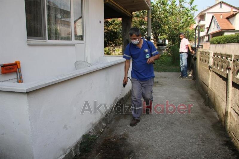 Akyazı Belediyesi Sağlık İşleri Ekiplerinden Kapsamlı İlaçlama