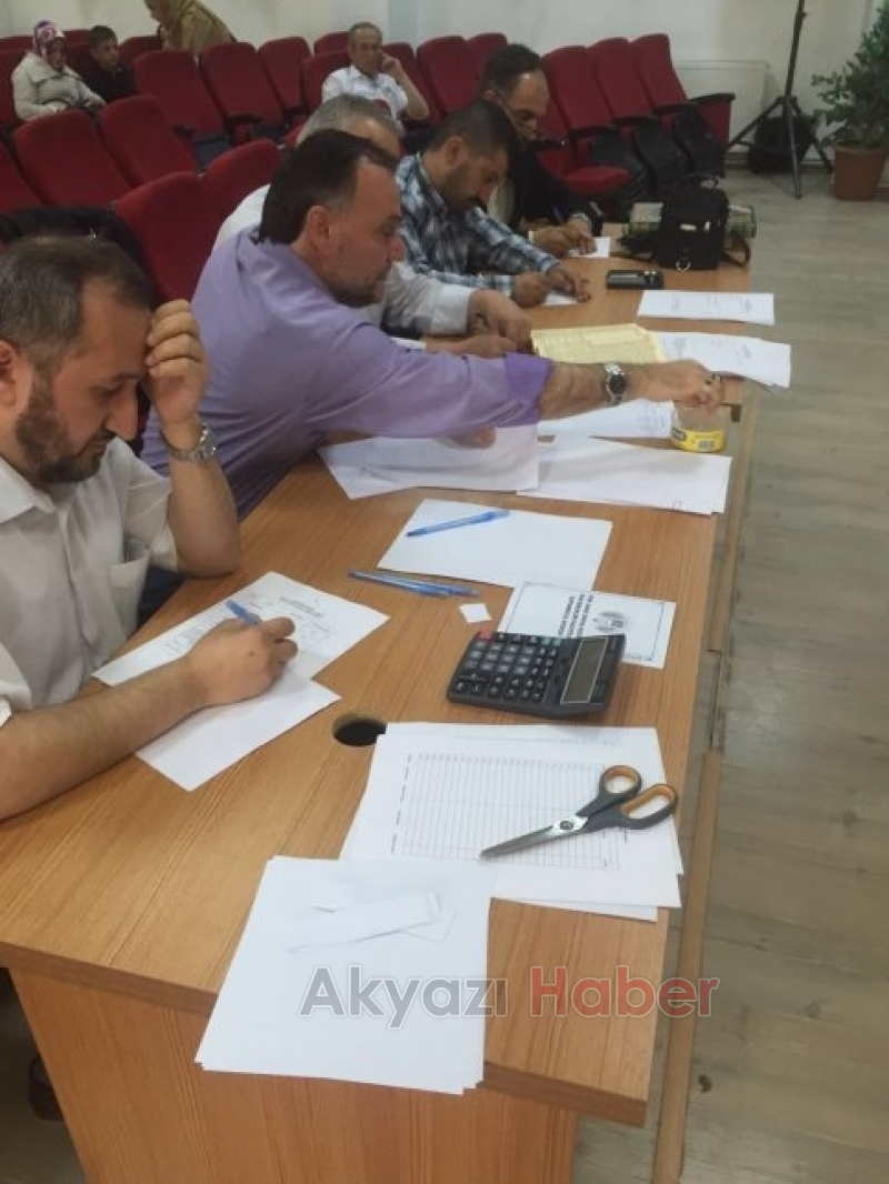 Akyazı Belediyesi Spor Şenliklerine Yoğun Katılım