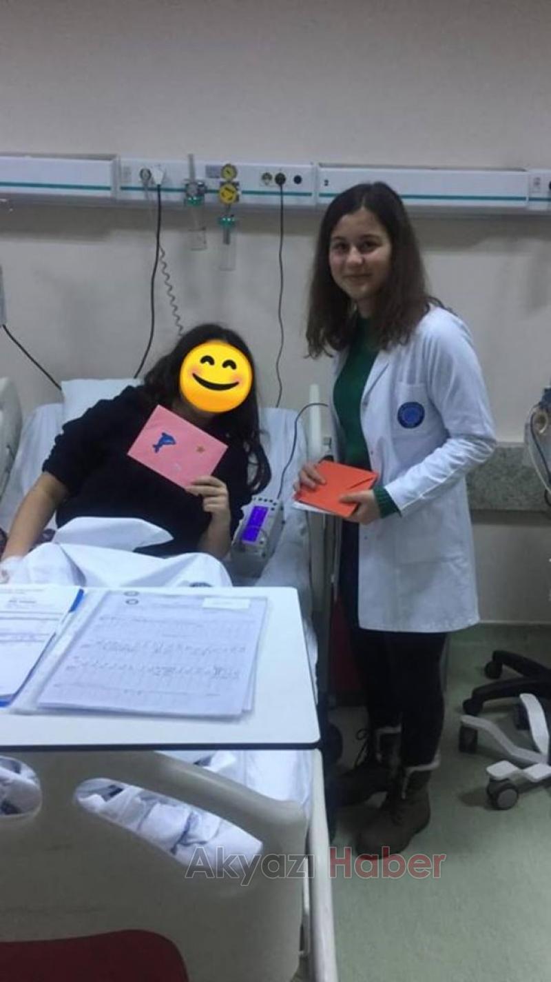 Akyazı Belediyesi Tiyatro Topluluğu Lösemili çocuklar için etkinlik düzenledi