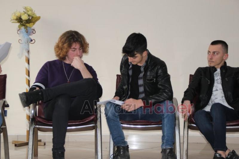 Akyazı Belediyesi Tiyatro Topluluğu  Türkiyeye açılmak istiyor