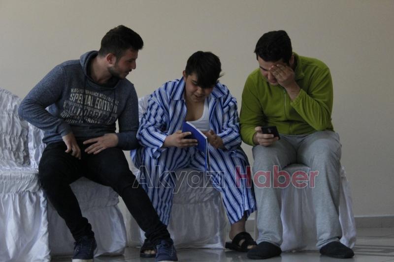 AKYAZI BELEDiYESi TiYATRO TOPLULUĞU YENi KOMEDi OYUNU 13 MAYISTA SAHNE ALACAK