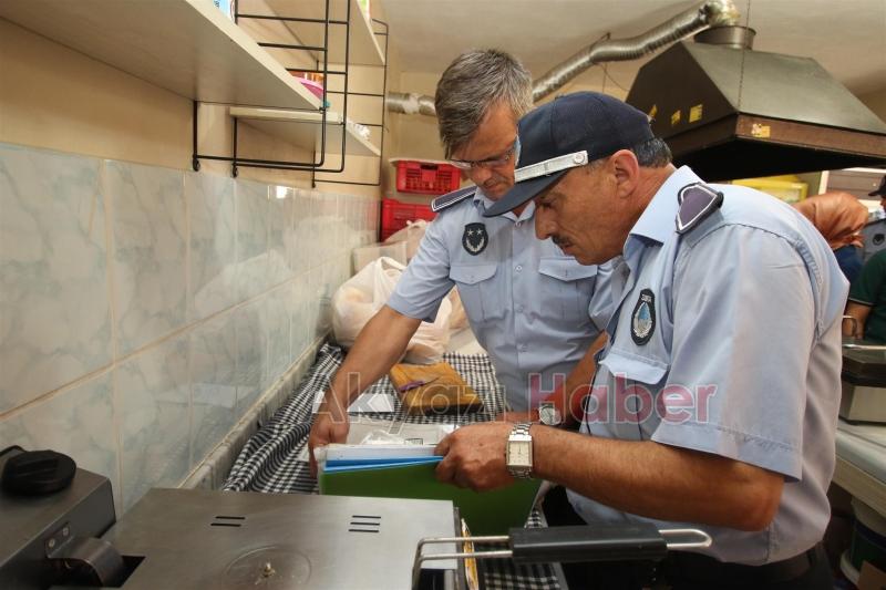 AKYAZI BELEDİYESİ ZABITA EKİPLERİ OKUL KANTİNLERİNDE SIKI DENETİME BAŞLADI