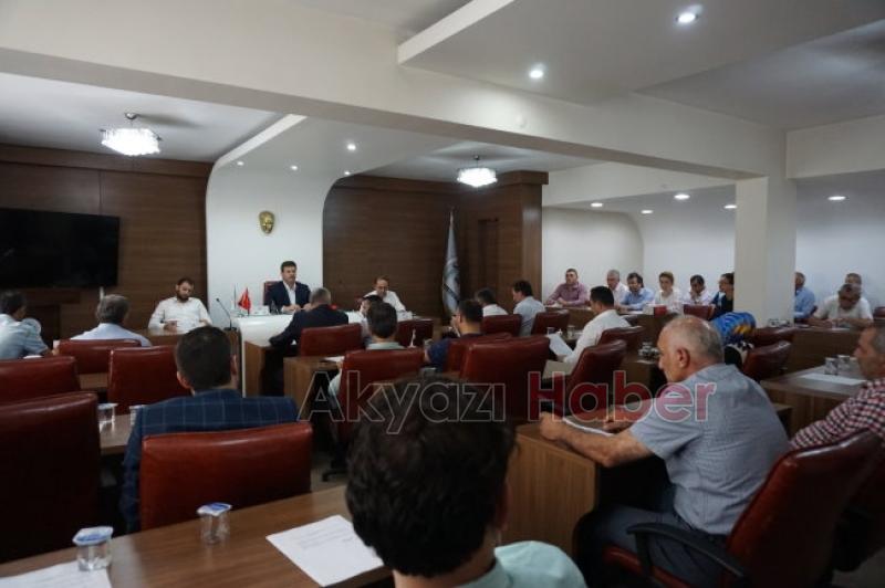 Akyazı Belediyesinde Olağanüstü Meclis toplantısı Yapıldı