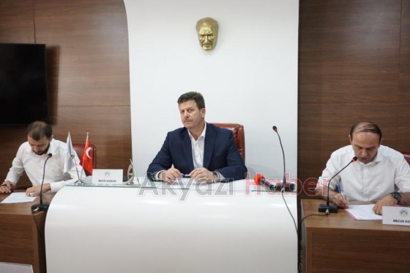 Akyazı Belediyesinde Olağanüstü Meclis toplantısı Yapıldı