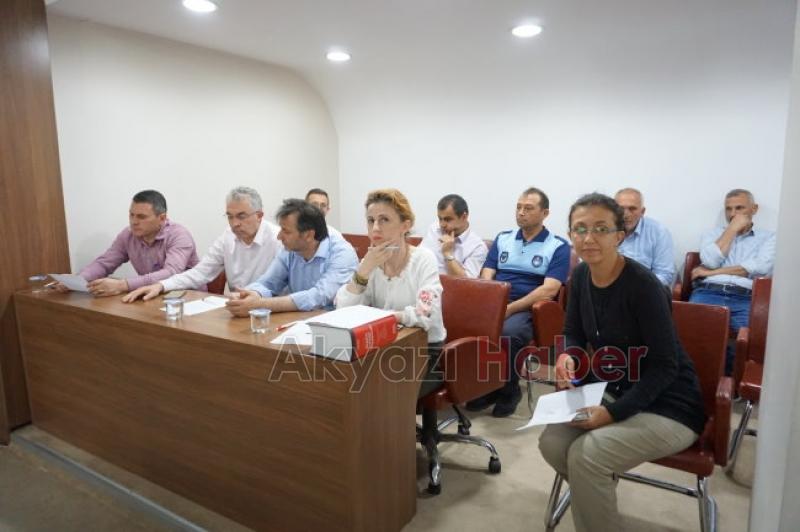 Akyazı Belediyesinde Olağanüstü Meclis toplantısı Yapıldı