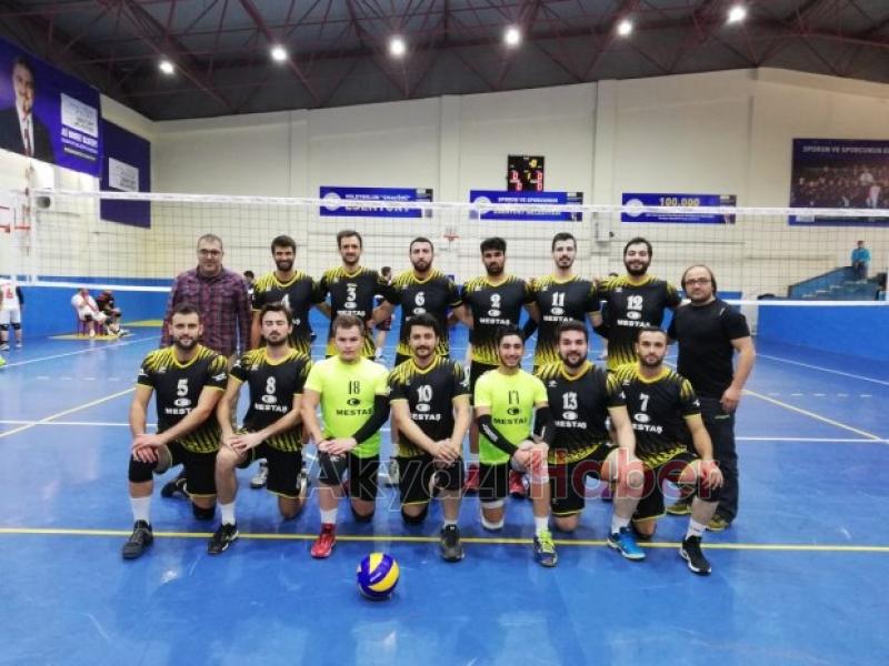 Akyazı Belediyespor Voleybol takımı  İnovia Esenyurta şans tanımadı