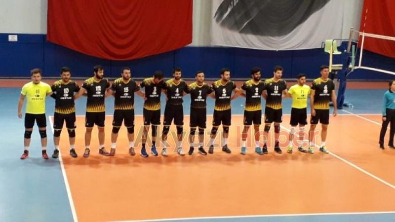 Akyazı Belediyespor Voleybol Takımı Kocaeli Büyükşehiri affetmedi