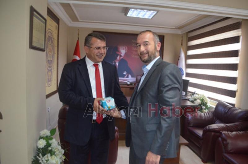 Akyazı Beşir Derneği Temsilcileri Kandil Ziyaretleri Gerçekleştirdi