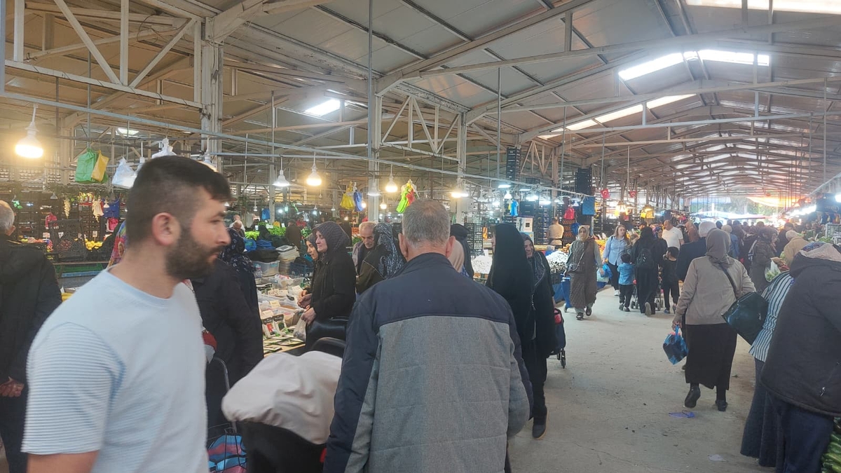 Akyazı Çarşamba Pazarı’nda bu haftaki fiyatlar