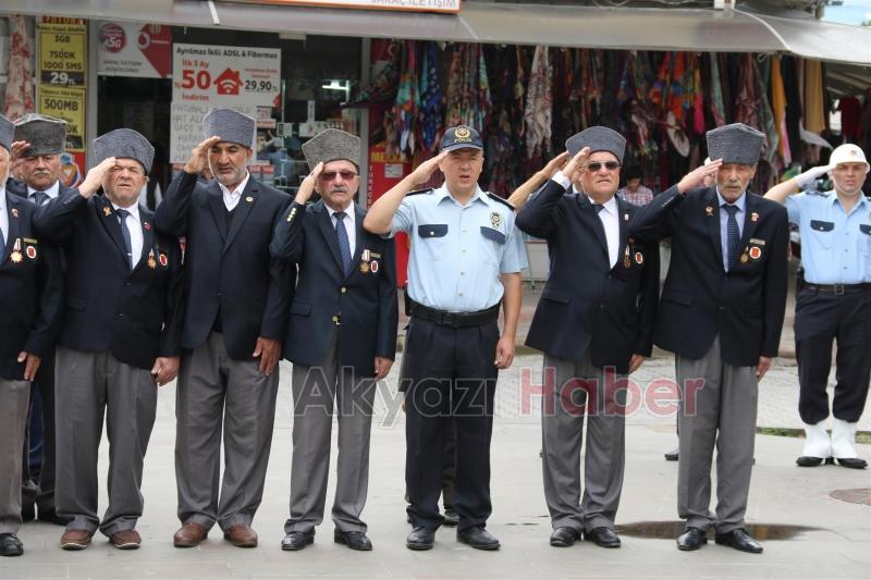 Akyazı'da 30 Ağustos Zafer Bayramı Törenle Kutlandı