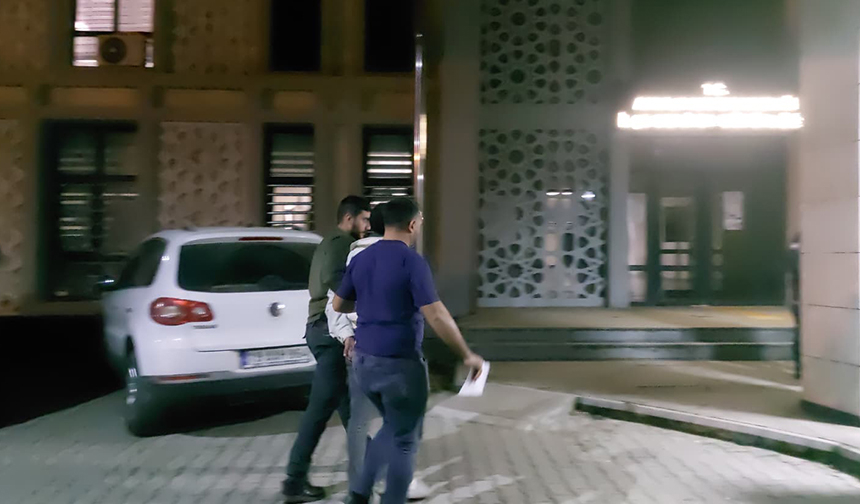 Akyazı'da araç hırsızlığı iddiası; Benzinlikte yakalandı