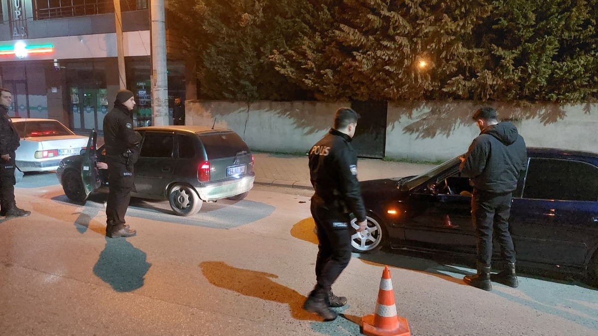 Akyazı'da asayiş ve trafik uygulaması