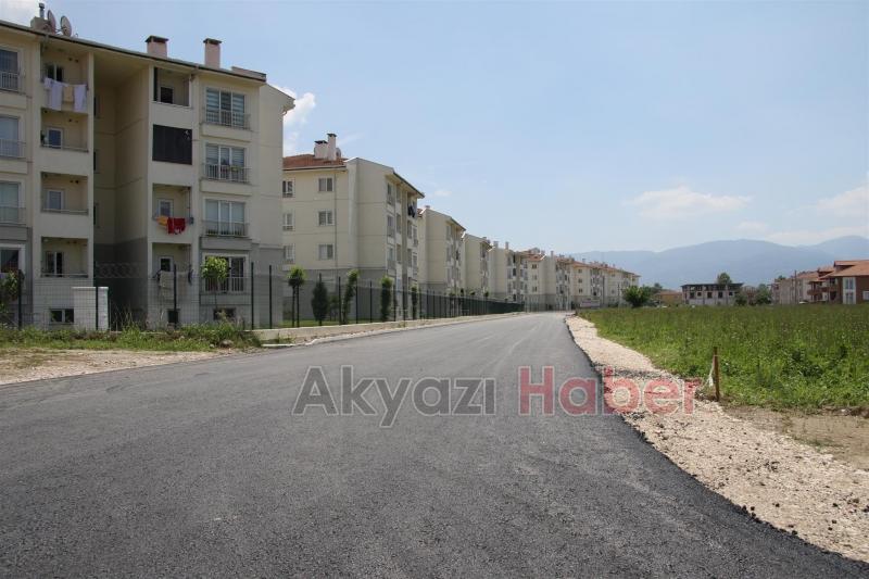 Akyazı da Asfalt Çalışmaları Tüm Hızıyla Sürüyor