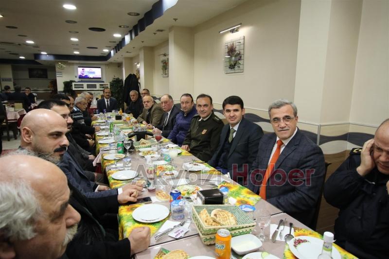 Akyazı da Basın Mensuplarının Çalışan Gazeteciler Günü Kutlandı