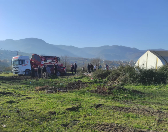 Akyazı'da baz istasyonu tepkisi