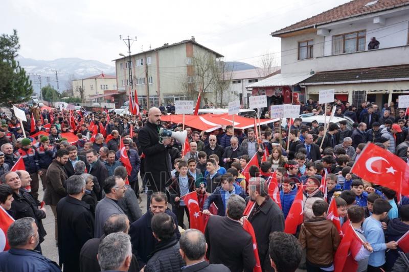 Akyazı'da Binler Mehmetçik İçin Yürüdü